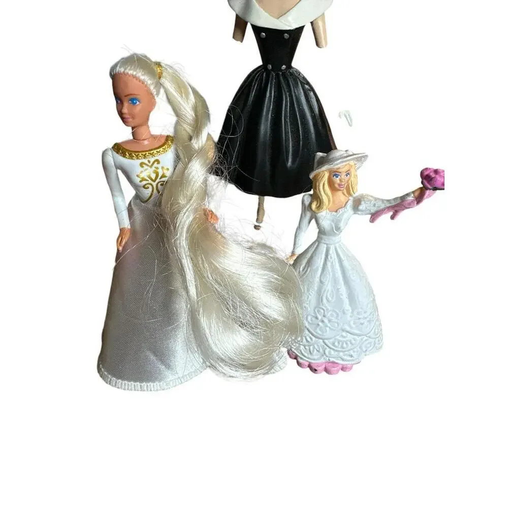 Barbie mini 5 dolls from 4” -5”